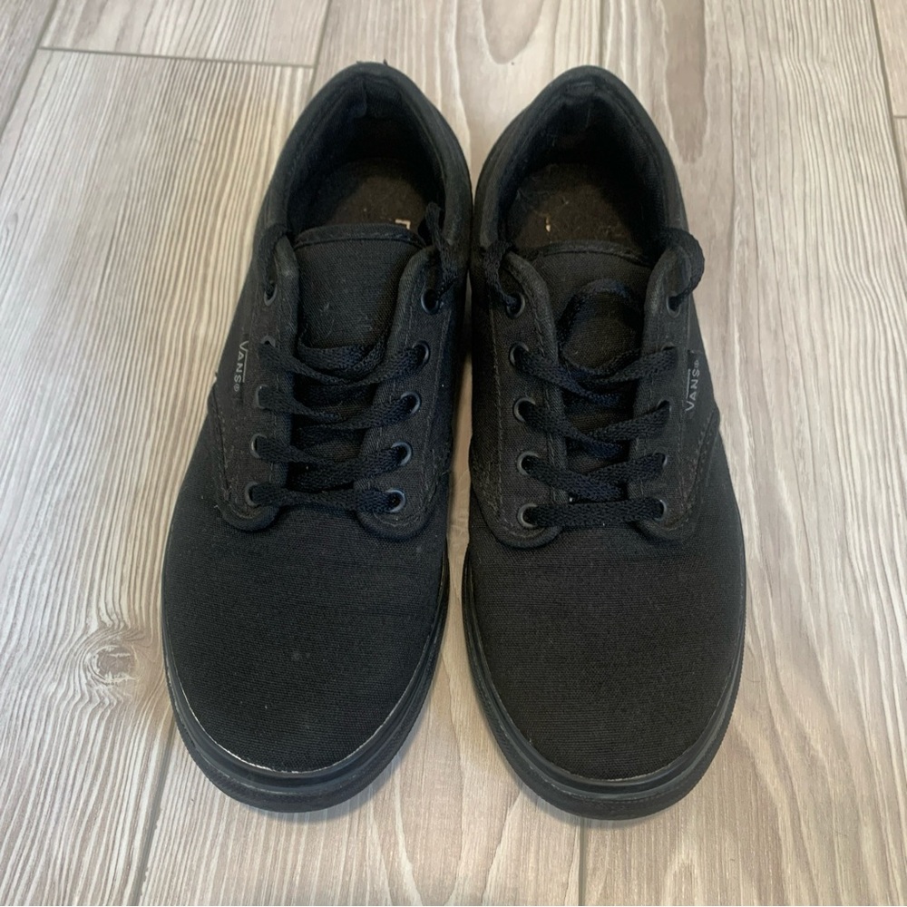 VANS Authentic All Black Skating Shoes - VN000EE3BKA (Size: Women’s 6)